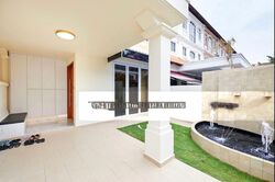 Flora Road (D17), Terrace #501883051